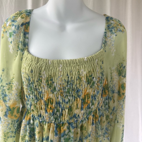 Taylor Green Smocked Dress Size 8 - Picture 4 of 11